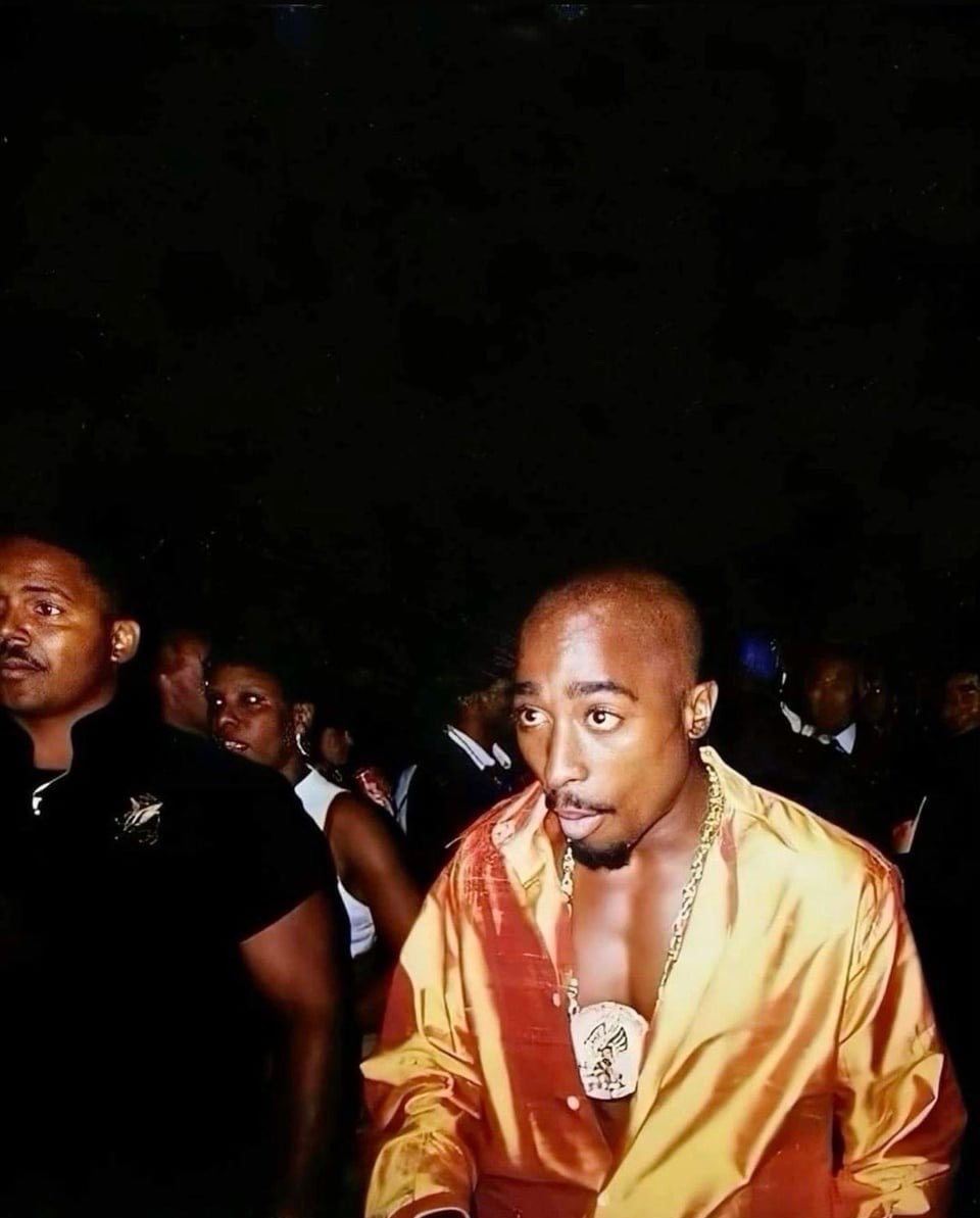 RapWikip's tweet photo. 2Pac at the MGM Grand casino in Las Vegas hours before he was shot, 30 years ago today 🎰 (1996) https://t.co/OusE3VjRfe