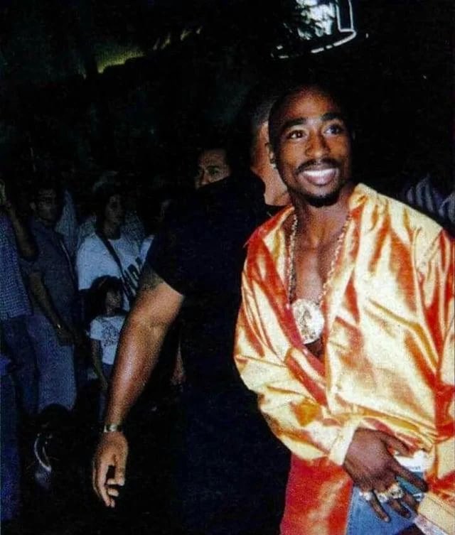RapWikip's tweet photo. 2Pac at the MGM Grand casino in Las Vegas hours before he was shot, 30 years ago today 🎰 (1996) https://t.co/OusE3VjRfe