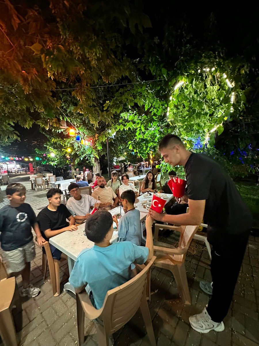 ulkuocakdenizli's tweet photo. 📍Denizli, Acıpayam

Acıpayam Ülkü Ocakları İlçe Başkanlığımız tarafından, İsmail Gaspıralı Ortaöğretim Yaz Gelişim Programı kapsamında minik kardeşlerimize Türk Bayrağı dağıtımı gerçekleştirilmiştir. https://t.co/9mlBsb5H7B