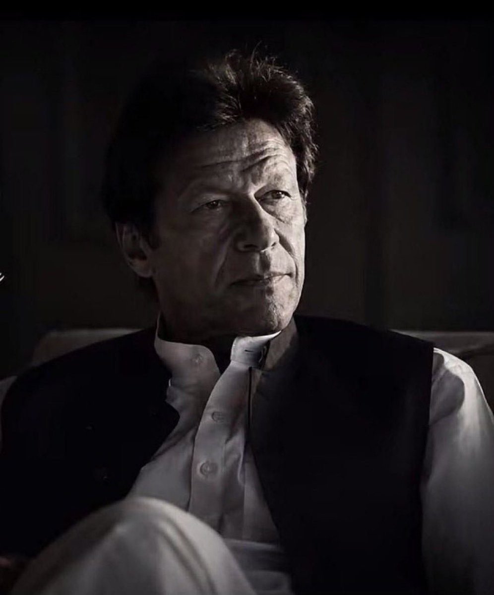 Basill_Khan's tweet photo. Justice demands courage. Democracy demands participation. And freedom demands that people never surrender their right to be heard.
    #مزاحمت_بڑھاؤ_خان_چھڑاؤ https://t.co/UTUawvW2jJ