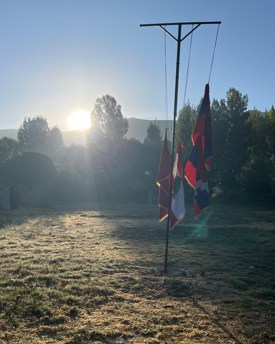ARFZavarian's tweet photo. Հ.Յ.Դ. «Զաւարեան» Ուսանողական Միութեան տարեկան բանակումը տեղի ունեցաւ 4-6 Սեպտեմբեր 2026-ին։

Այս տարուան բանակումը նուիրուած էր Պանք Օթոմանի գործողութեան 130-ամեակին եւ կը կրէր «Պողպատեայ կամքով՝ աննահանջ պայքար» կարգախօսը։ https://t.co/GQYmnAhdu3