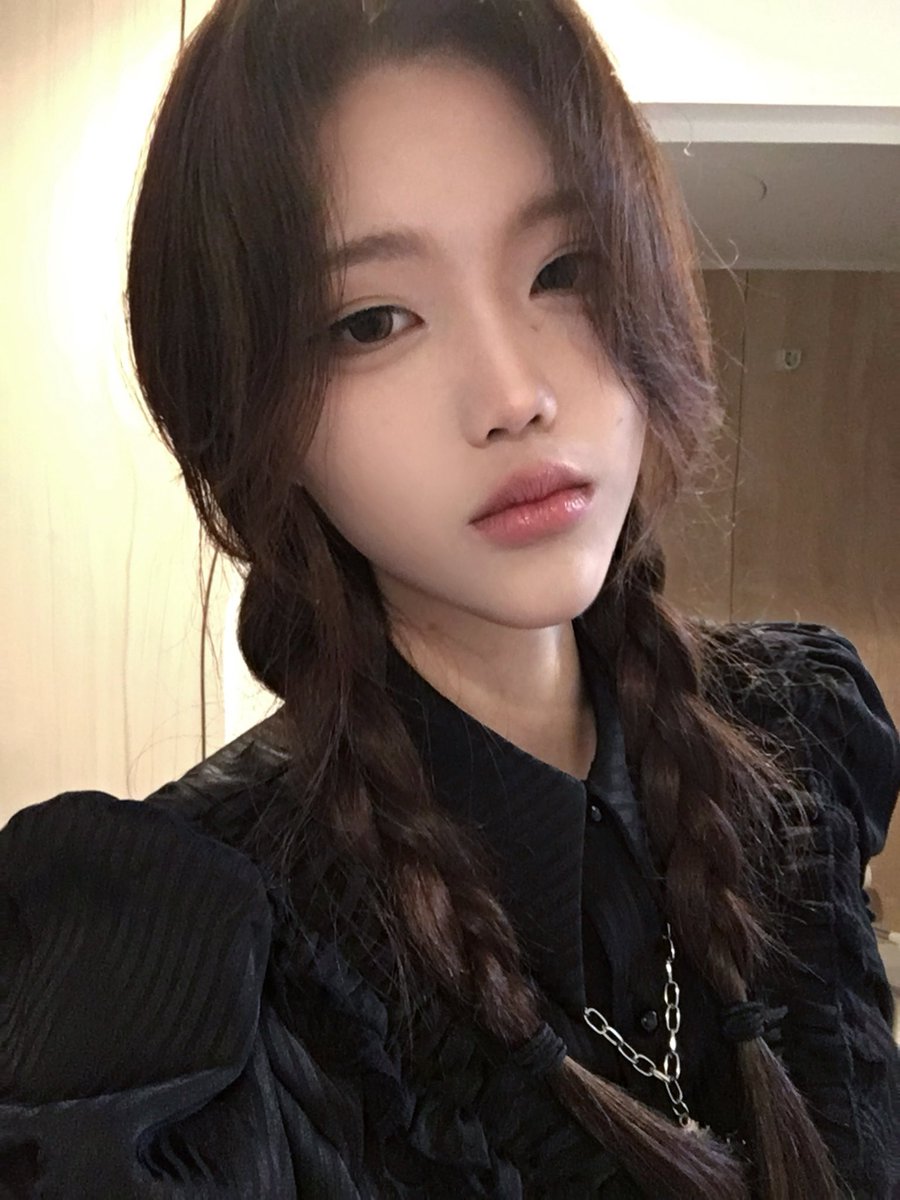Souyu0407's tweet photo. 马上给我报备。 https://t.co/7U19tWtR96