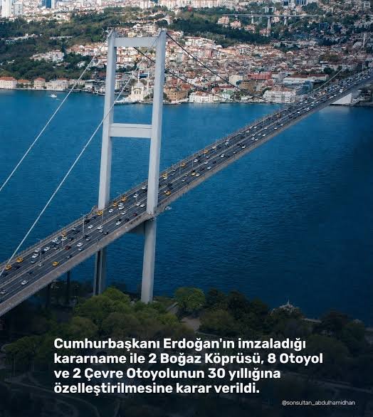 ErkanTrukten's tweet photo. Ak Partiye'ye oy verenlere sorularım:

Size, "Yap işlet devret modeli en mükemmel model, zamanı gelince bu modelle yapılan köprü ve yollar devletin işletmesine geçecek. Devlet de vatandaşı ezmeyecek" dediler, o halde zaten devletin olan ve kendi dönemleri öncesinde yapılan köprü ve yolların işletmesini neden özel sektöre satıyorlar?

Cevabınız var mı?

"Özelleştirme çok iyi bir şey. Kamu mallarını özelleştirirsek ekonomi uçacak" deniyordu, o zaman bu ekonomik kriz ne?

Cevabınız var mı?

Devlet zaten kâr eden bir müessesesini, köprüsünü ya da otoyolunu neden satar? 

Cevabınız var mı?

Ak Partinin yapmadığı boğazdaki iki köprüden tek geçiş ücreti alınırken neden çift geçiş ücreti alınmaya başlandı?

Cevabınız var mı?