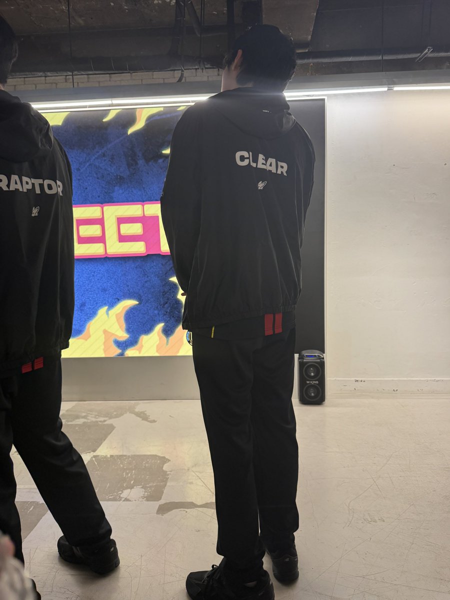 ilijlr's tweet photo. 이메다 조금안됨(진짜) https://t.co/VA4ixReZW4