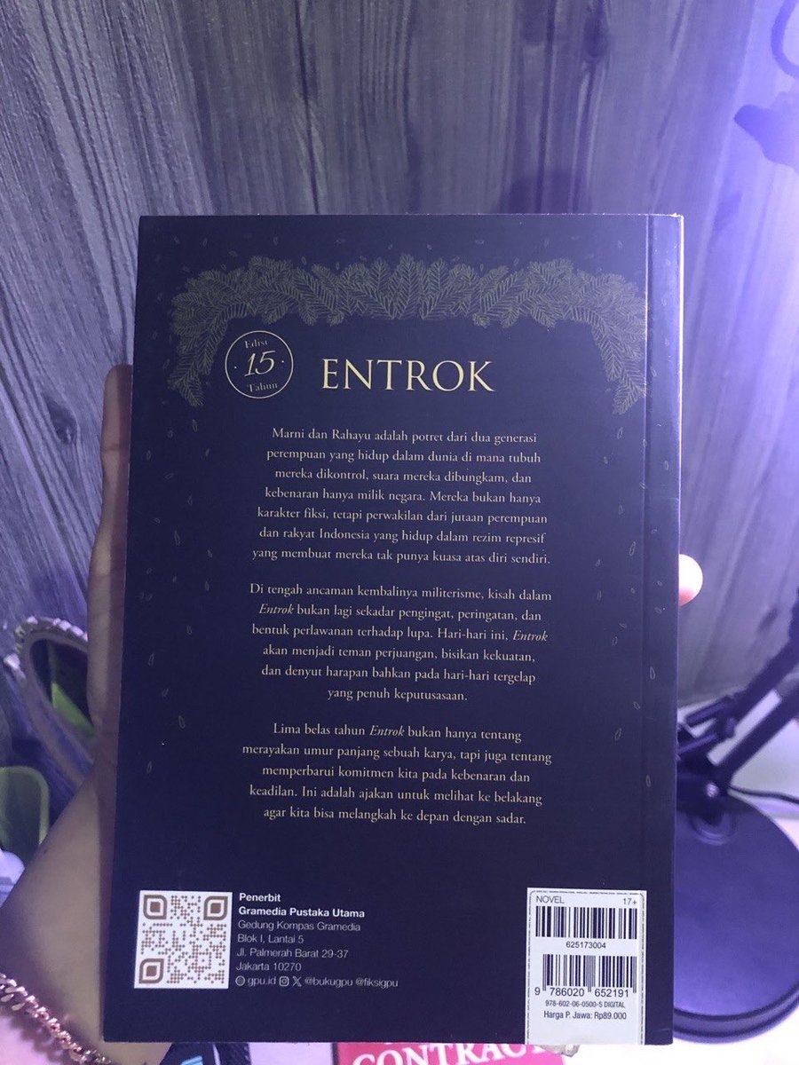 reiwsha's tweet photo. preloved books 📚
lagi decluttering rak buku ✨

📖 Kerumunan Terakhir — Okky Madasari
📖 Entrok — Okky Madasari

siap mencari rumah baru 🫶🏻
buat yang berminat, langsung cek Shopee yaa.

🛒 Shopee — Preloved Books⁠ : https://t.co/LVKk8VOUAi

#ZonaUang #ZonaDuit #ZonaJajan https://t.co/xd5eeaH3MK