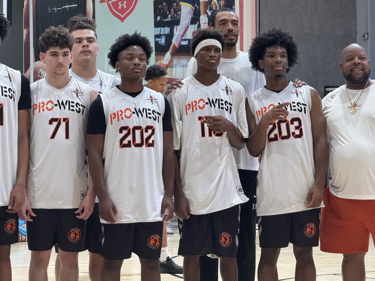 OmariKnott15's tweet photo. I had a great time at the Pro-West Camp making Top 40  All-Camp!! Thank you for having me I will be looking forward to next year!! 

 @lhslionbball 
@PrepHoopsNorCal 
@ProspectWatchba https://t.co/YxOudqfroM