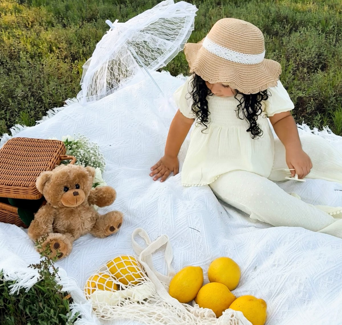 leandrojef's tweet photo. Little adventure: teddy bear picnics and sunshine. https://t.co/rm3UA9dT01