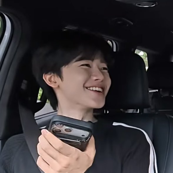 jjineffable's tweet photo. โคตรน่ารักเลยเทอ https://t.co/EqNq4UL4VP