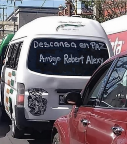 TioFiscal's tweet photo. Vuela alto amigo.#RobertAlexy https://t.co/Slk0wMdODk