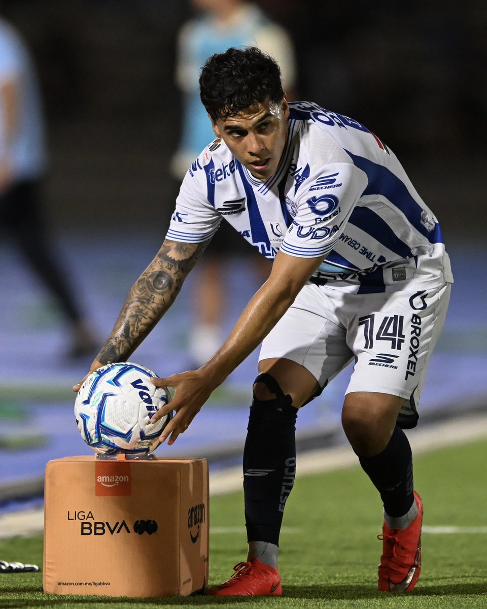 LigaBBVAMX's tweet photo. Una jornada con rapidez en la entrega de @amazonmex #EnCadaBalón. 🫡

¡Eso! 💯

#EntregamosTodoPorElFut 

#J7 #AmazonMX #AP26 | #LaLigaDeLaAfición https://t.co/jjxCs8z2el