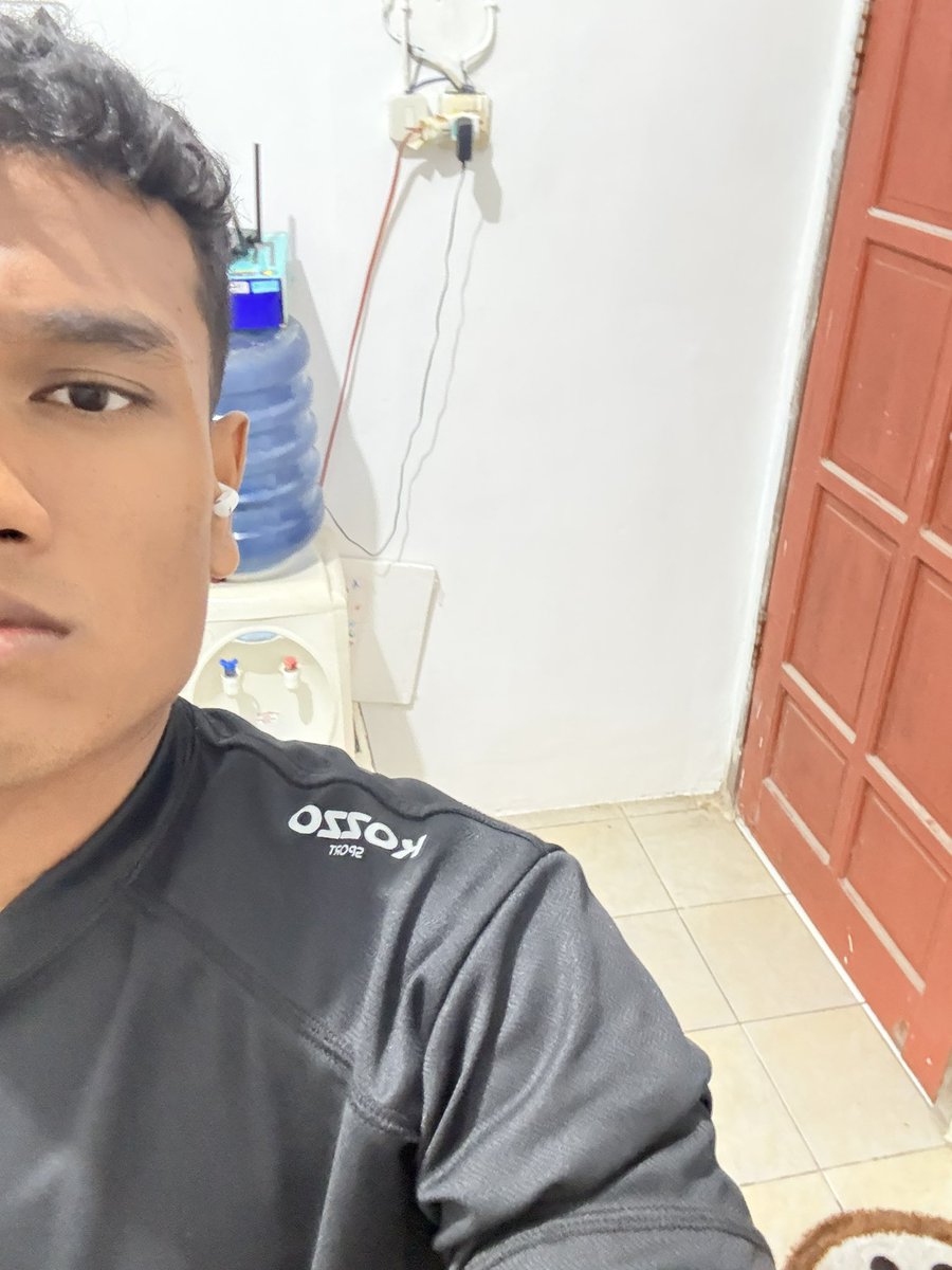 BeKicotsNgfly's tweet photo. dri pagi sampai skrg baru ketemu kasur:( https://t.co/z67uWMkSkp