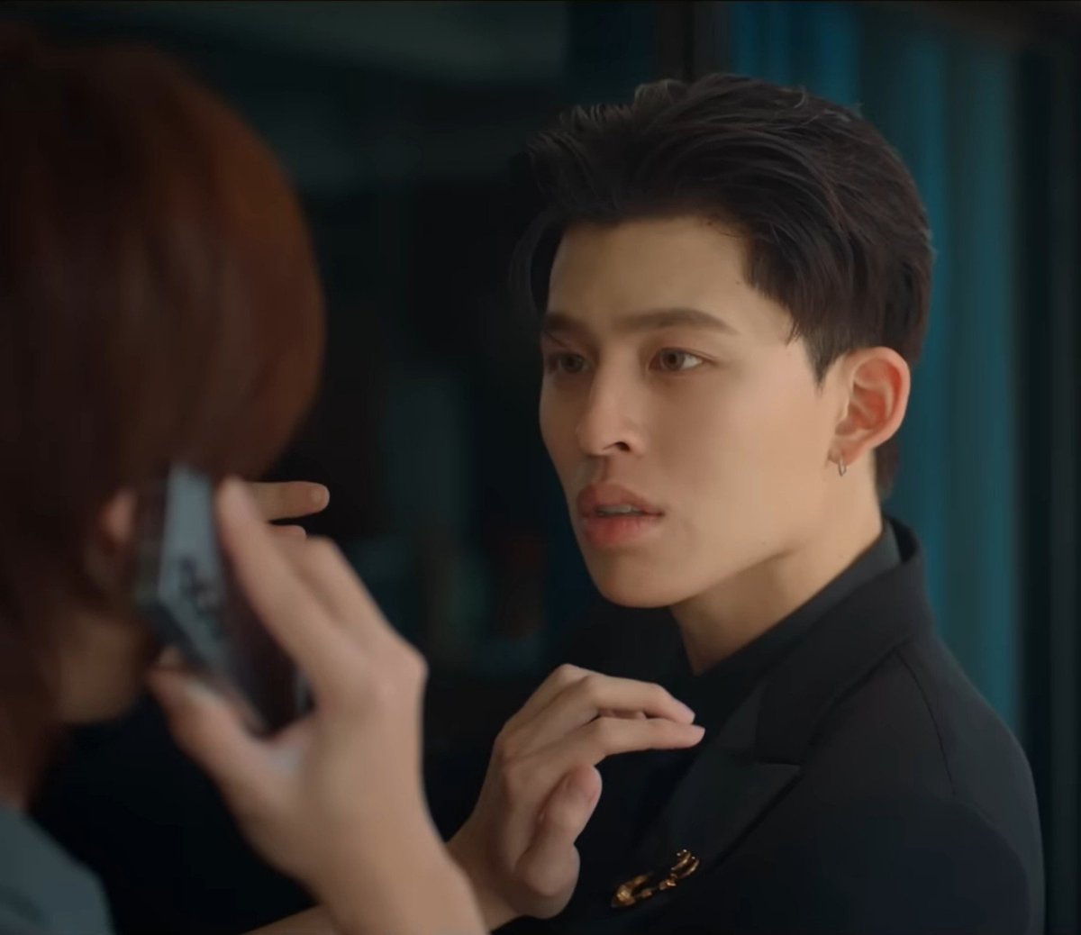 naraa_phuu's tweet photo. rewatching mat and god the whiplash I just felt when I realised how freaking obsessed peach was with thee's gray eyes in the novel 😩 https://t.co/eEdHwWEqQ2