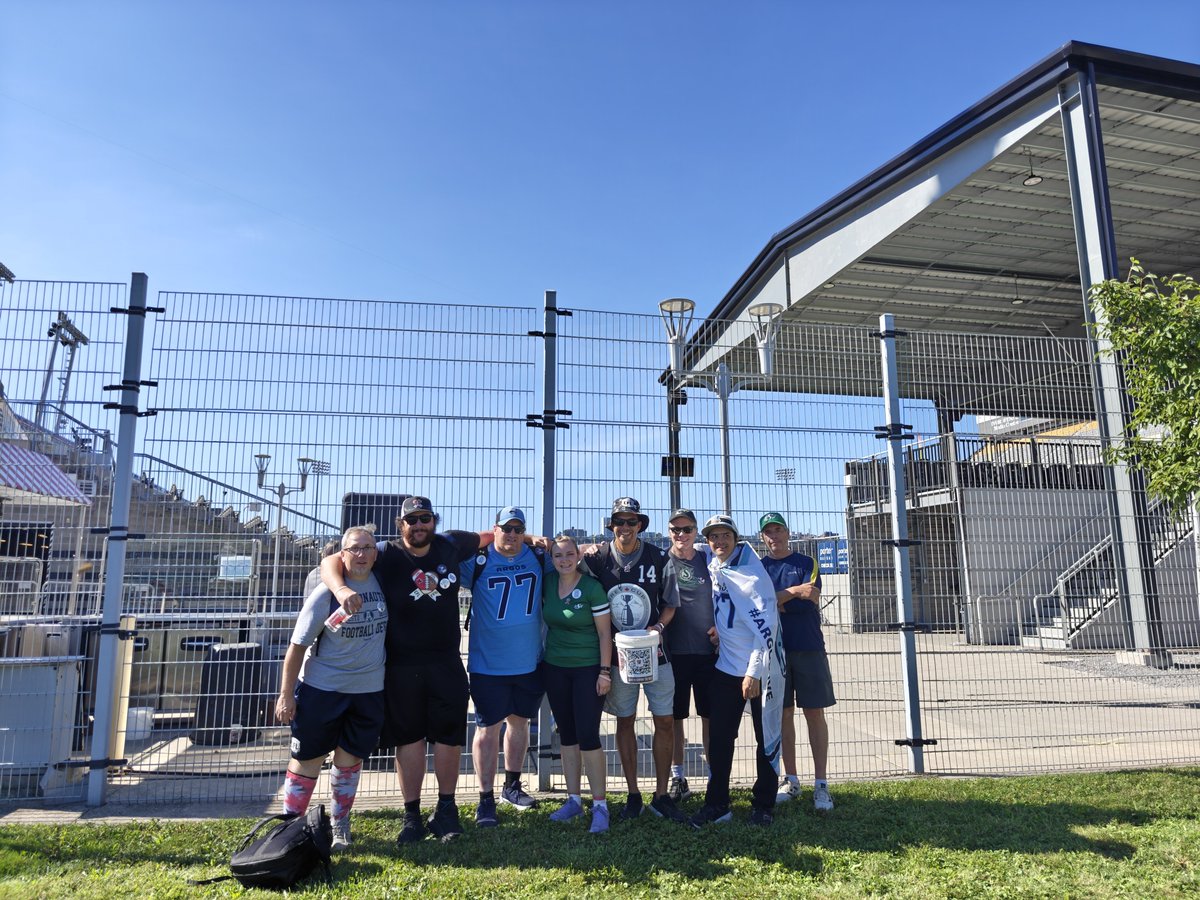 CFLFansToronto's tweet photo. @cflffc @SauveConnor @Nick_Small_38 @ArgosFancast @AllKindsOfClay @DinoSepe @Coach_Fulton @akelacathy @shayman @GingerArgo17 @wally_walker @BoxJBoys @albertacancer https://t.co/RZlNsd00bP
