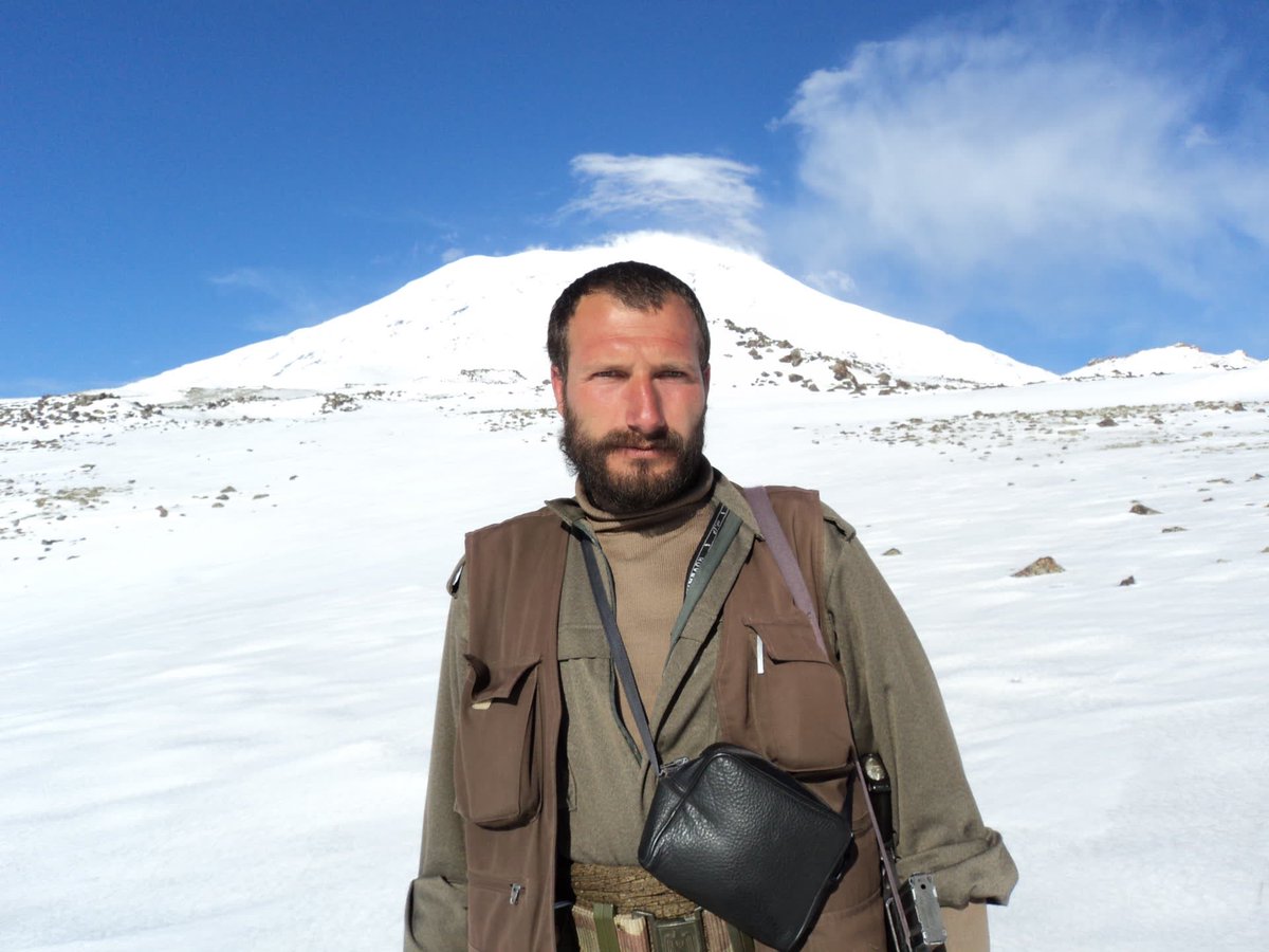 ararattt____'s tweet photo. Oxir be Xal…
Şehîd Cemîl Îdir https://t.co/LU4qHDdJVS