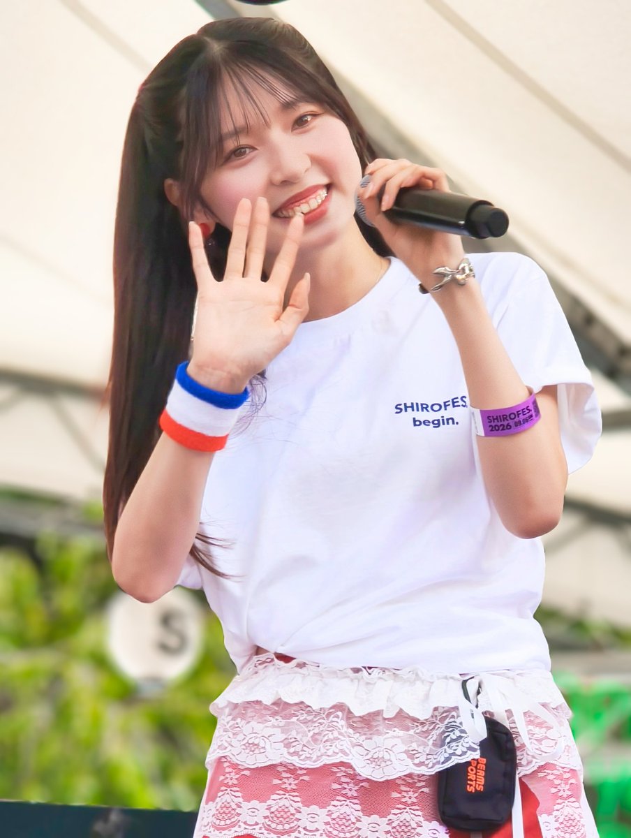 akiotafuku's tweet photo. 【よろしければ拡散ください🙇】
26/09/06 HIROSAKI PARK
SHIROFES.2026
青森発のポップシンガーの #ジョナゴールド さんのお写真です。
素敵な笑顔に引き込まれます✨
【撮影可能曲📷️】 https://t.co/OwXvFmXCFC