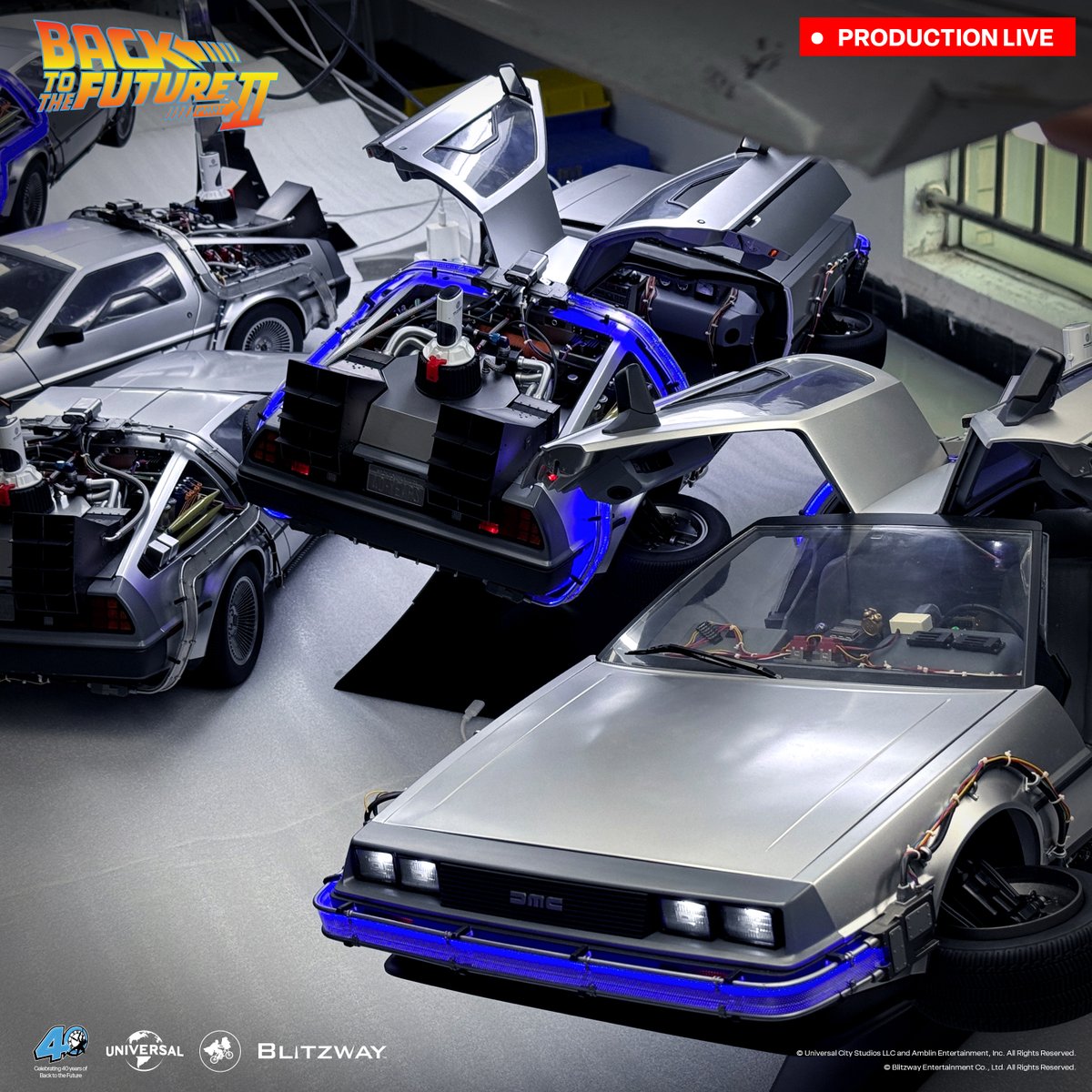 blitzway_jp's tweet photo. 長らくお待たせいたしました。

『バック・トゥ・ザ・フューチャー PART2』タイムマシンは精密機器と言っても過言ではないくらい数多くのギミックを内蔵しています。その動作一つ一つにしても誤動作やズレがないように幾度も検証し、造形のディテールはもちろんのこと、ギミックの動作のディテールにおいても妥協のないものをお届けするため、設計や部品の修正、金型の修正に至るまで幾度も改良を重ねてきました。

そして、ついに本格的な量産に先駆け、工場から届いた量産サンプルを初公開いたします。

お待ちいただいたお時間に見合う、それ以上の高いクオリティでお届けします。⏱️🔌

#BTTF #タイムマシン #バックトゥザフューチャー