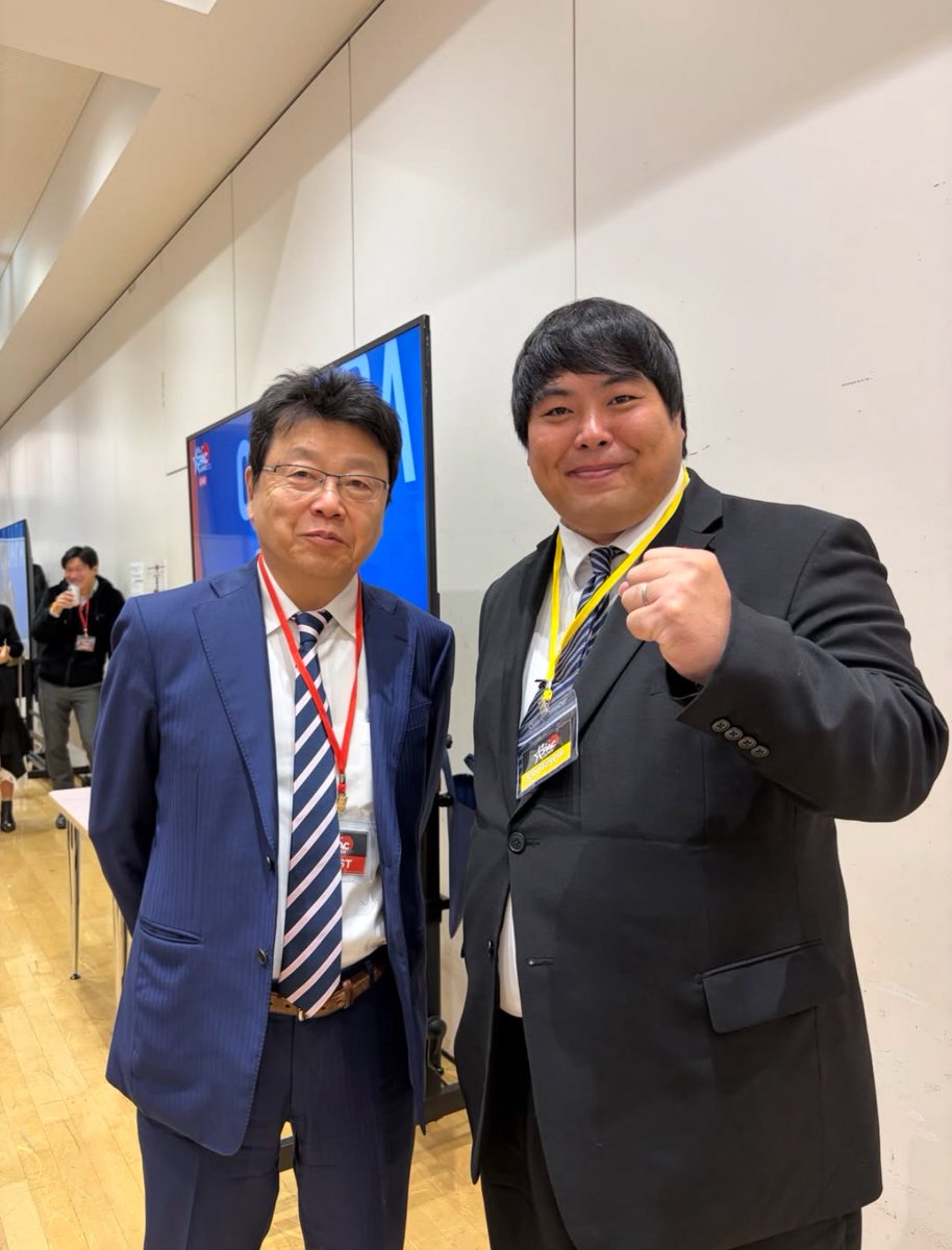 hezuruy's tweet photo. 北村晴夫先生が法務大臣にという声が上がっているようですね。
そうなれば日本は今より必ず良くなる。
以前お会いした時に日本は今のままだとまずいと言われていたので今後の活躍に期待です。 https://t.co/zlOVukw3ON