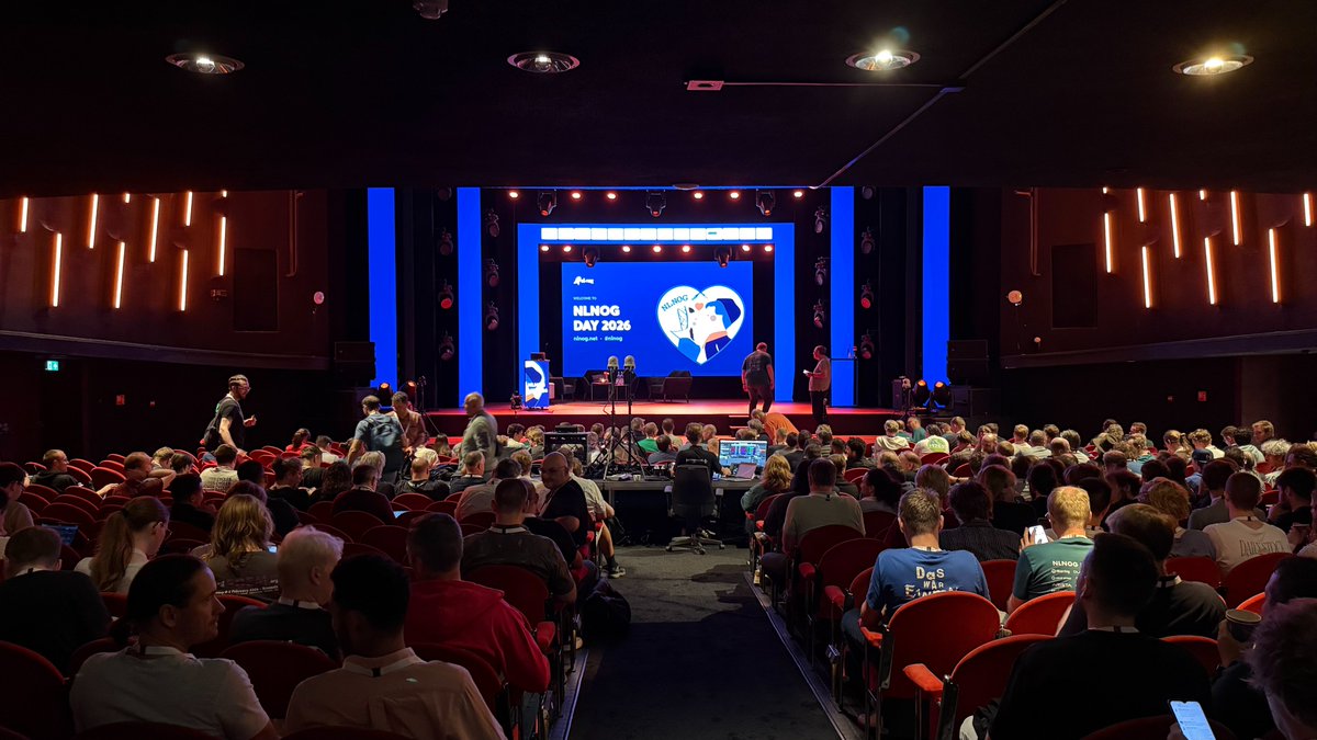 blackwall_com's tweet photo. Last week we've joined the Dutch community across two major events: NLNOG Day and Dag van de Nederlandse Cloud

@RobertJacobi  took the stage on the latter to talk about the importance of seeing the traffic, understanding its intent and controlling what reaches the infrastructure https://t.co/VKNMumZzZ0