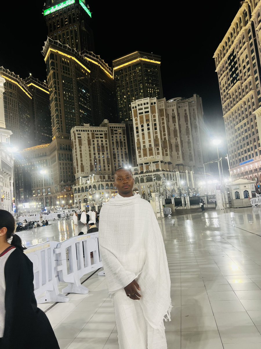 Sirdeekjeebo's tweet photo. Mecca 🕋 https://t.co/8bzLU7xl6X