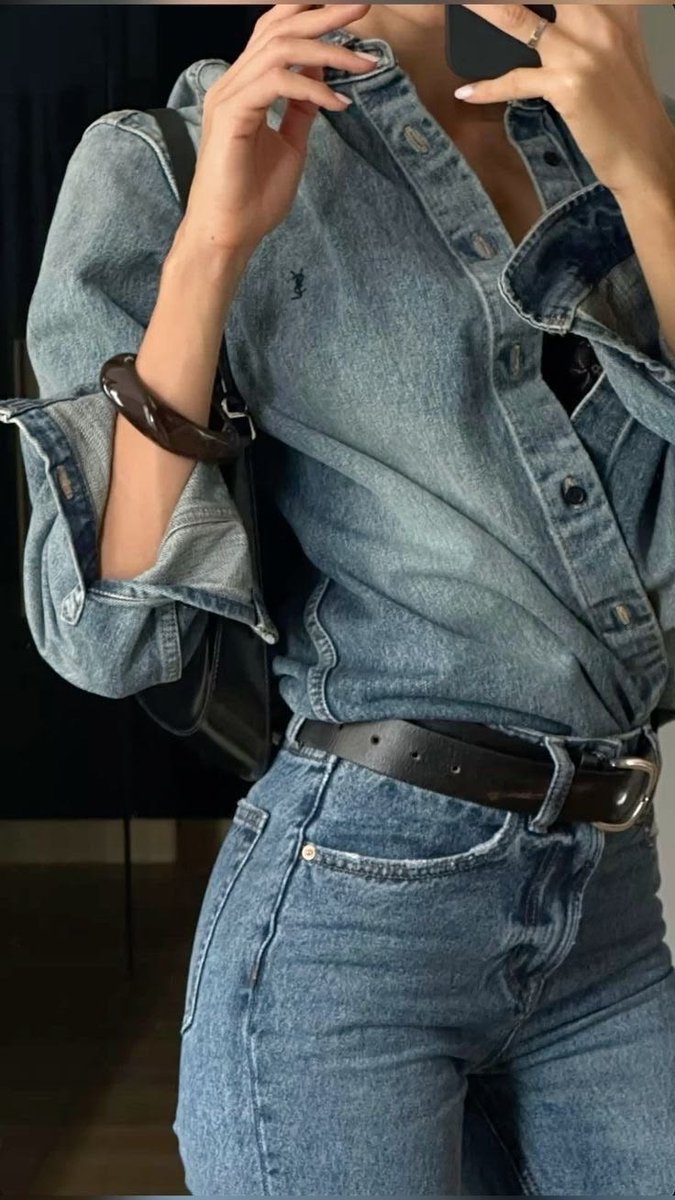 Outfit_Luxy's tweet photo. Elegance https://t.co/6i7gK9hDuD