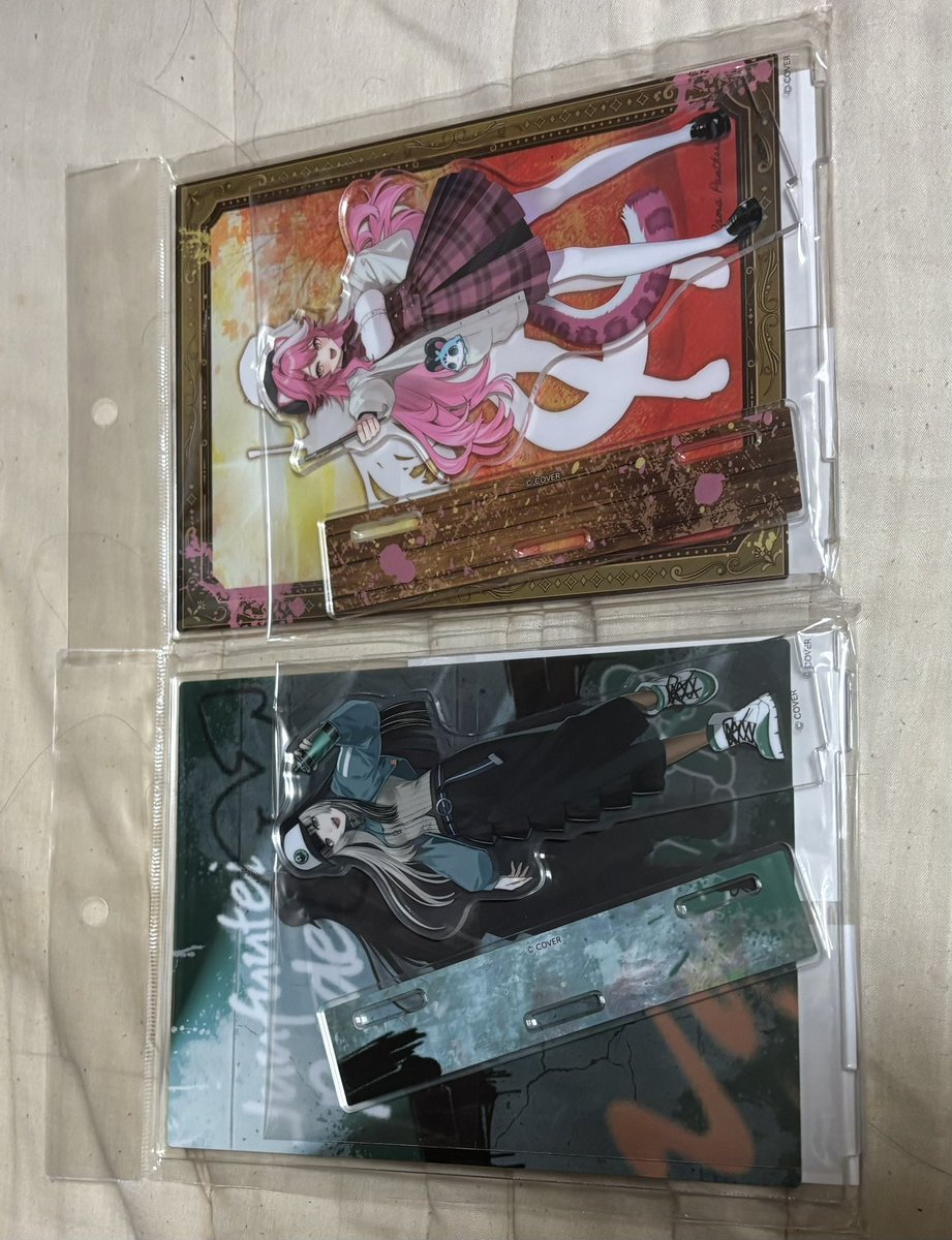 orca_x1OA's tweet photo. 京都行った時の戦利品
エアリアルとボールあって嬉しい積みに
ReGLOSSのリングガチャもタイプ違いとはいえ揃えられたのは本当に良かった(*ˊᗜˋ*) https://t.co/dowMxNvvBC