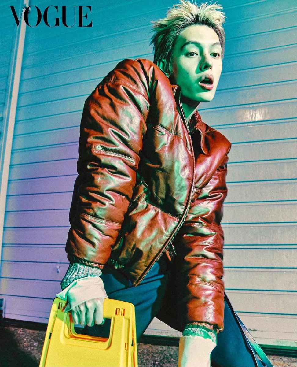 jamoewkt's tweet photo. @ofjvn_ @Prada @cortis_bighit Prada and James together are simply perfection.

JAMES MAKES HIS ART WITH PRADA

#JAMESxPRADA
#PradaFW26
@Prada @cortis_bighit https://t.co/G3iFoStPdq