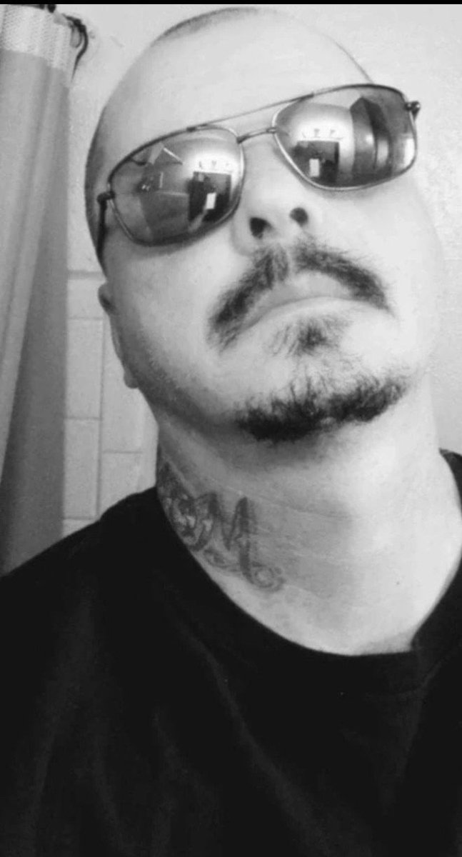 KevinSmithebqc's tweet photo. @Sammiewillowx I wish you'd get to know me I'm attracted to God you're beautiful I am cute can we talk https://t.co/7PUiGhTM0f