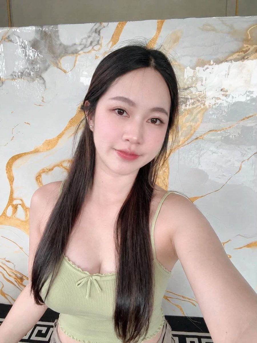 ClarissaPoowh's tweet photo. 🌸 ไม่ต้องลงหลายชิ้นก็ยังได้ลุคผิวดูสดใส
ทาแล้วผิวดูเรียบขึ้นแบบเบา ๆ ไม่ต้องลง

🆔  sommm588

หลายชั้น✨
พร้อมช่วยดูแลแสงแดดในขั้นตอนประจำวัน☀️
อากาศอบอ้าวก็ยังแต่งลุคละมุนได้แบบสบาย ๆ💦
เกลี่ยแล้วแนบผิวดี ใช้แล้วสบายหน้า🤍

#รับงานแกลง #รับงานสามย่าน #ประแสร์  #วังจันทร์ https://t.co/1IqVmyW2d7