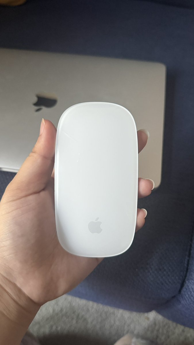 rubyjo_jona's tweet photo. 📮apple magic mouse สีขาว ( lightning )

มีรอยจากการใช้งาน ใช้งานได้ปกติ  ไม่มีสายชาร์จและกล่องค่ะ

890 ส่งฟรี สนใจสอบถามเพิ่มเติมได้นะคะ
นัดรับสยาม/สามย่าน
#Magicmouseมือ2 #Magicmouseมือส���ง #ส่งต่อapple #ส่งต่อmagicmouse #magicmouse #เมาส์ #ส่งต่อmacbook #ส่งต่อไอโฟน #MacBookPro https://t.co/Rcqs6t2iuc