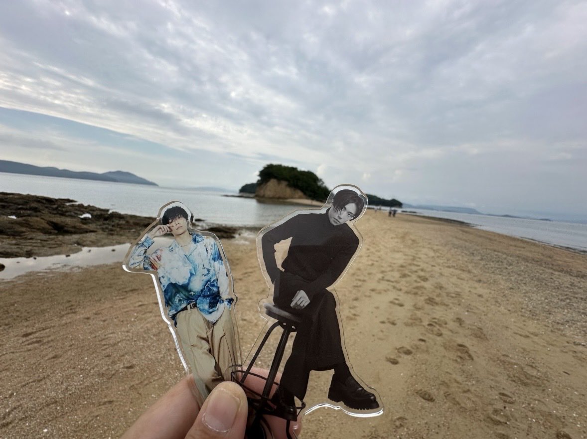 yumitch36's tweet photo. @soraumiku01 すげー
2年前のうち、
ちゃんと太一氏、エンジェルロードに連れて行っとったわ😂😂😂 https://t.co/1a8mbBQPEx