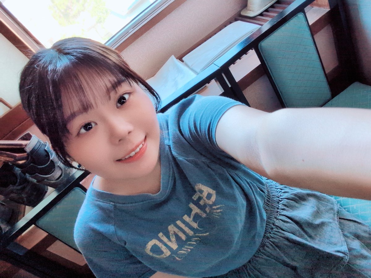 yumechu_chika's tweet photo. .⋆𝜗𝜚. ⋆自己紹介2 .⋆𝜗𝜚. ⋆
趣味：アニメ・音楽・ツイッター(俗称Ｘ)
性格：MBTIはINTP-A
自分大好きポジティブ気分屋さん🎶

11.5期生です！
10/13のフレッシュ大会にてお披露目✨
応援よろしくお願いします❤️‍🔥
チケット購入は夢ちゅ公式アカ固ツイから👇🏻👇🏻

#夢ちゅ #ユニドル26F #UNIDOL https://t.co/LA4apYqTC5