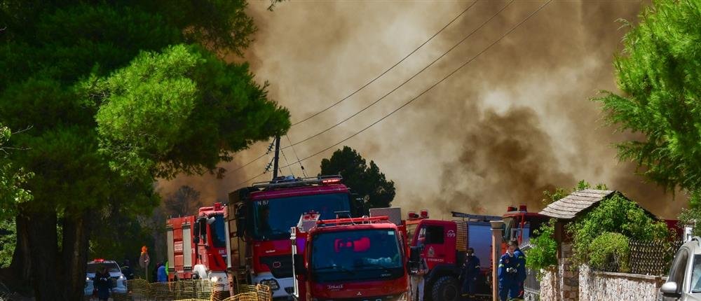 AntennaNews's tweet photo. Red Code την Τρίτη σε Αττική, Κρήτη και άλλες νησιωτικές και ηπειρωτικές περιοχές λόγω πολύ υψηλού κινδύνου πυρκαγιάς https://t.co/dCbX6PlHaZ
#ant1news #red_code #πυρκαγια https://t.co/eOF7m20fke