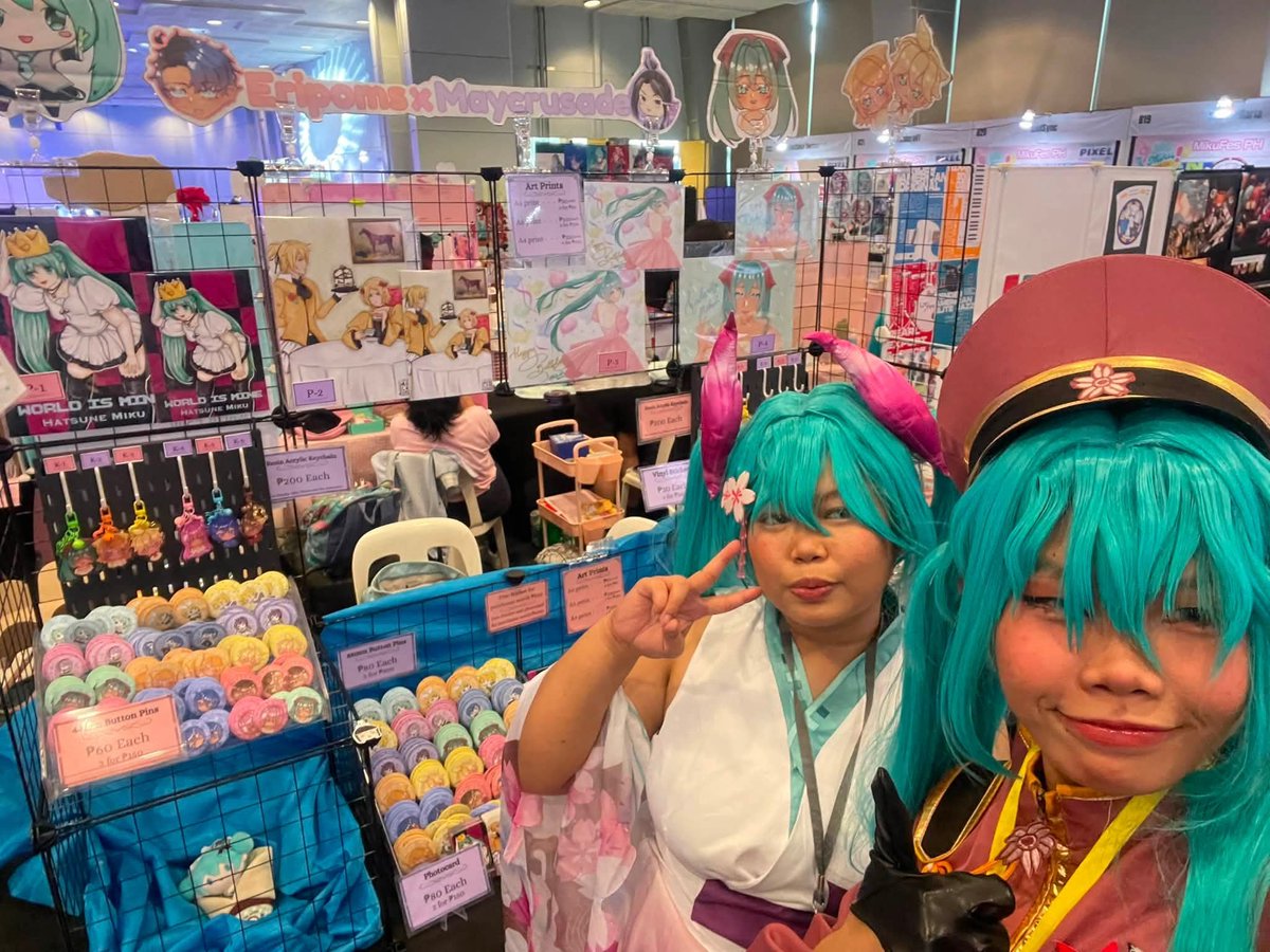 notmaycrusade's tweet photo. Finished our first time art tabling at MikuFes PH yesterday!

I had fun and I'll say it reinvigorated me to draw again. And I've been thinking of drawing more merch for my other fandoms and of course Xicheng!

So see me getting active here again!

#Miku
#MikufesPH
#Vocaloid https://t.co/kazeXW3lKo
