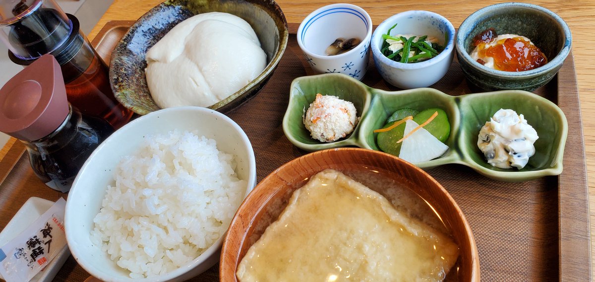 madarafa0201's tweet photo. ここのお料理ほんと美味しい🍀
また母上と行けたらいいなぁ…！✨
今月はまた一泊温泉旅行～♨️
来月は友人と！再来月は四国へ🚄 https://t.co/t6cuvhGIi7