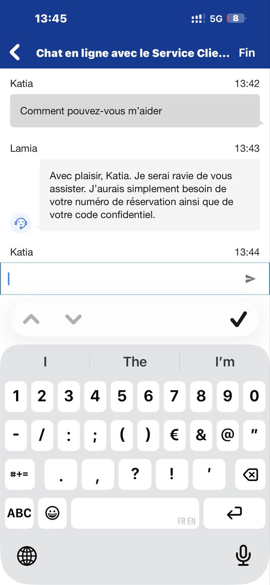 MiddayWoman's tweet photo. @bookingcom shame on you. Time for me to try to have contact, people contacted me on your name and try to scam !!! Sending application forms and asking for cards details your service is a NIGHTMARE https://t.co/OO6tvYZiJO