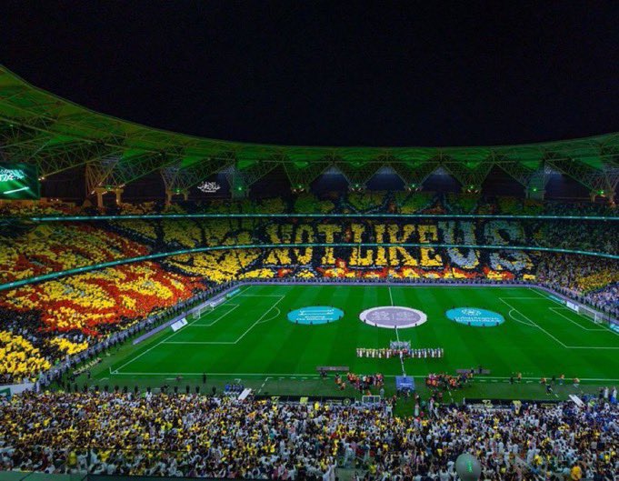 bssam181's tweet photo. يتخلى عنك الجميع الا جمهورك يا اتحاد 
دايمًا وراك 💛💛💛💛💛
#لاجل_الكيان_٦٠الف_الثلاثاء https://t.co/ndnK5Q2qJd