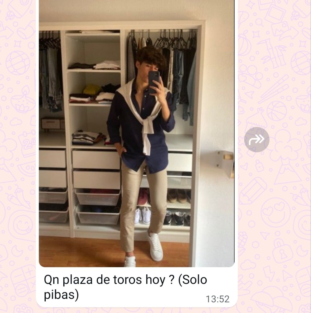limpialmejas's tweet photo. joder con el grupo de whatsap de la uni no https://t.co/vAsxXS5SOh