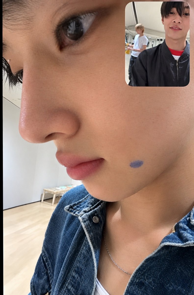 Oceanmendes_'s tweet photo. HOYYY SEONGHYEON KUCINGGG https://t.co/1Kvpve6Eg6