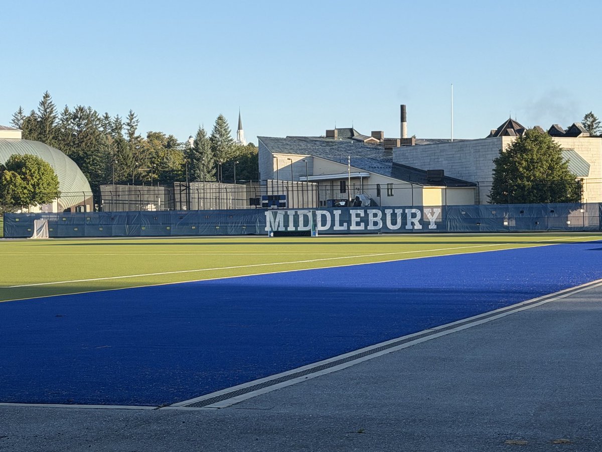 PhelpsTodd4's tweet photo. Perfect fall morning for a walk! #802 #GoMidd #LaborDay @MiddAthletics @Middlebury https://t.co/AZwSCJttfA