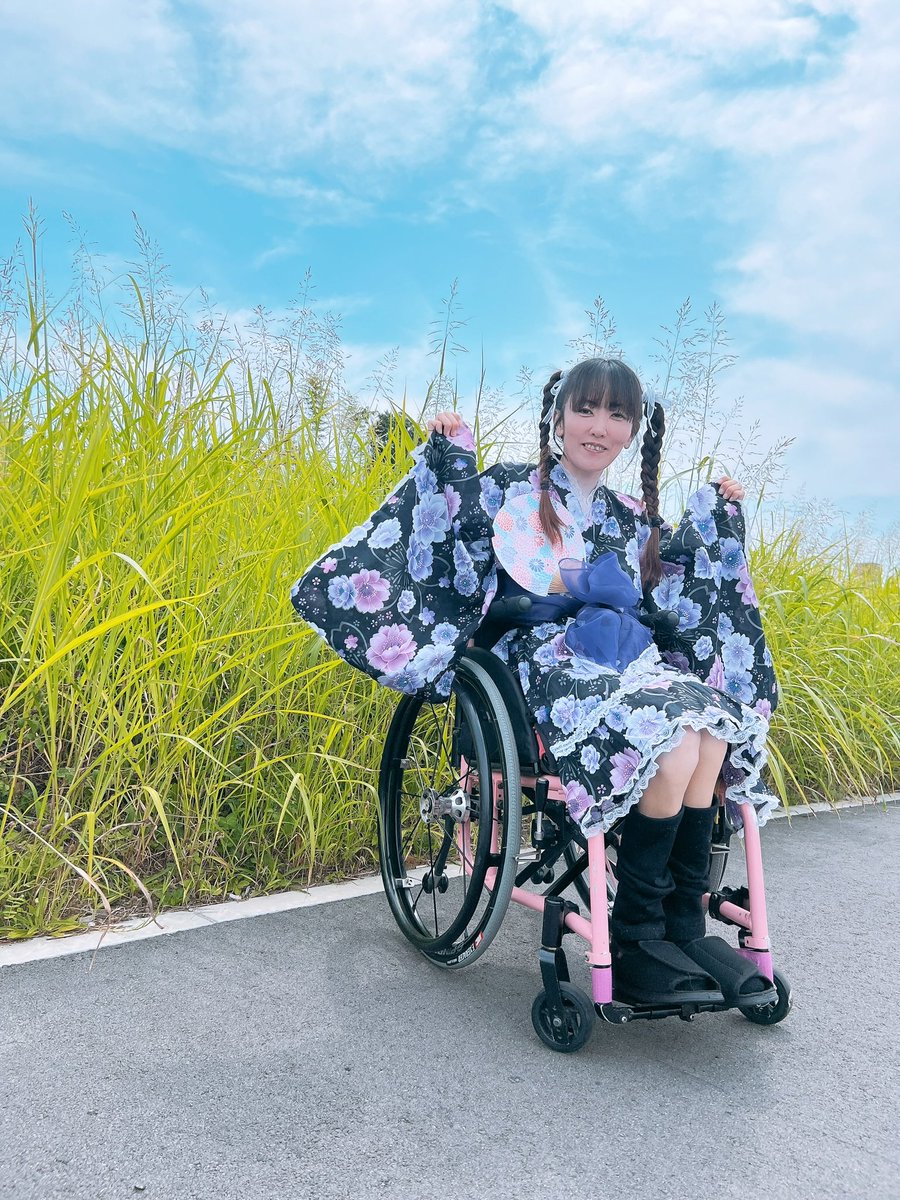 MariAsoOfficial's tweet photo. バタバタしてたら9月になってたよ…
今月もよろしくです🙇‍♀️

#麻生真里 #車椅子 #車椅子生活 #wheelchair #wheelcherlife https://t.co/stJDJZJvvN