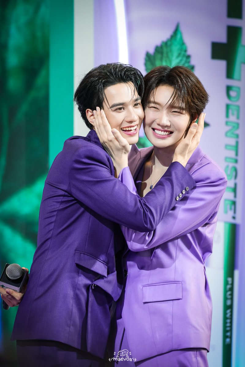 maevoa's tweet photo. น่ารักมากกกกก

KNP DENTISTE PARAGON
#DentistexKengNamping
#DentistexOhAe https://t.co/WXTeZZQX3b