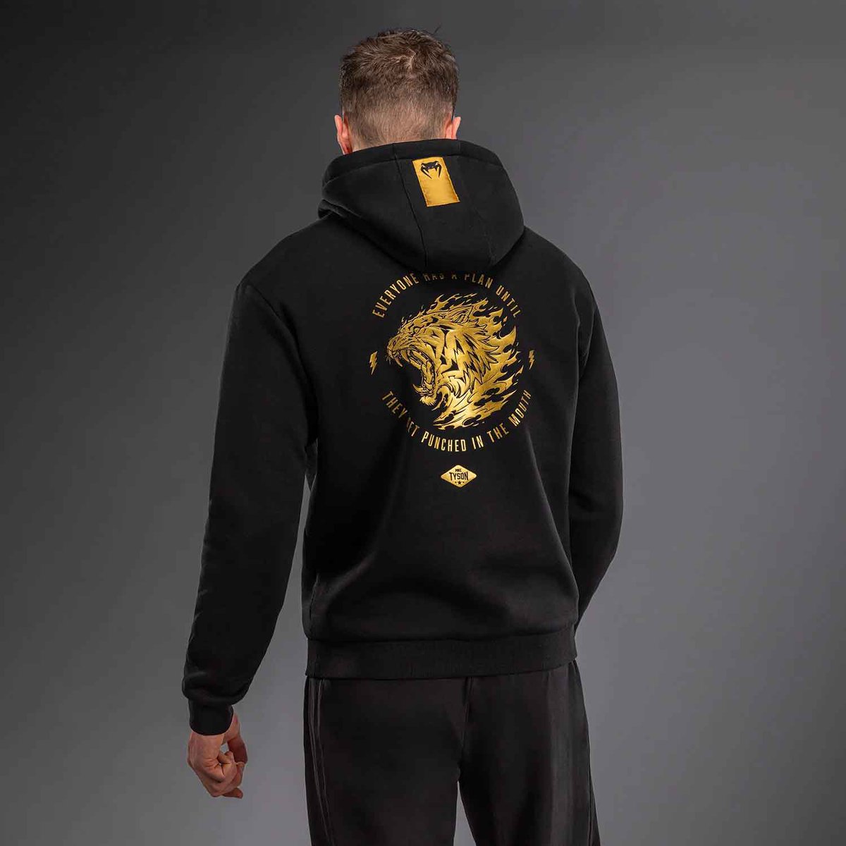 trifight's tweet photo. 【新入荷】✅VENUM × 🥊マイク・タイソンのコラボ・コレクション「ゴールデン・エラ(黄金期)」のアパレルが入荷しました‼️
https://t.co/eLaIapRrsp
#venum #マイクタイソン #黄金期 #新入荷のご案内 https://t.co/NhN6wHeidb