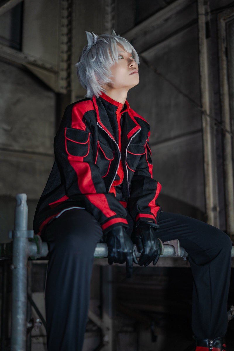 MtC_10rabbit's tweet photo. 🍑👹cos 🐈

「──なぁに見てんだ」

📸ますみさん https://t.co/kifm45ZWxG