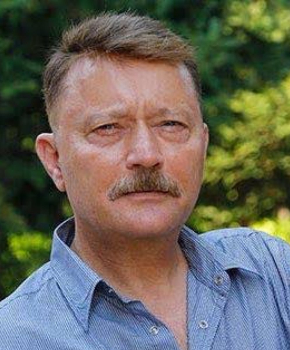 01cmcrn's tweet photo. Kaşif Kozinoğlu'nun yazdığı notlarda Hakan Fidan'ın MİT Müsteşarı olması için Fethullah Gülen'in devreye girdiği iddia edildi mi?

Kozinoğlu'nun notlarını koğuştan kimin aldığına veya çaldığına dair koğuş arkadaşı Hasan Atilla Uğur herhangi bir açıklama yaptı mı şimdiye kadar? https://t.co/R2OcuO5277