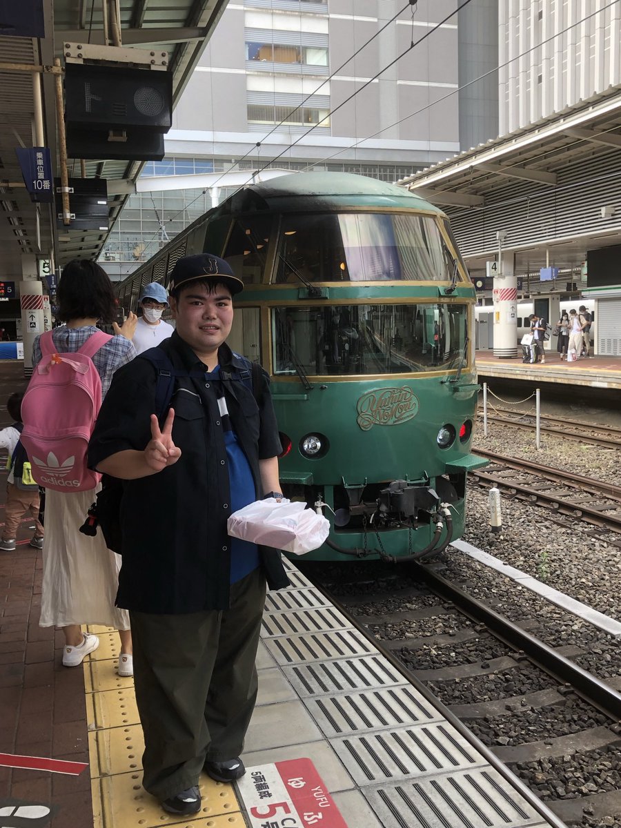 yuichi09161993's tweet photo. JR九州 ゆふいんの森
もう1度、乗ってみたい！

 #JR  #JR九州  #ゆふいんの森 https://t.co/E9mT3YQIqn