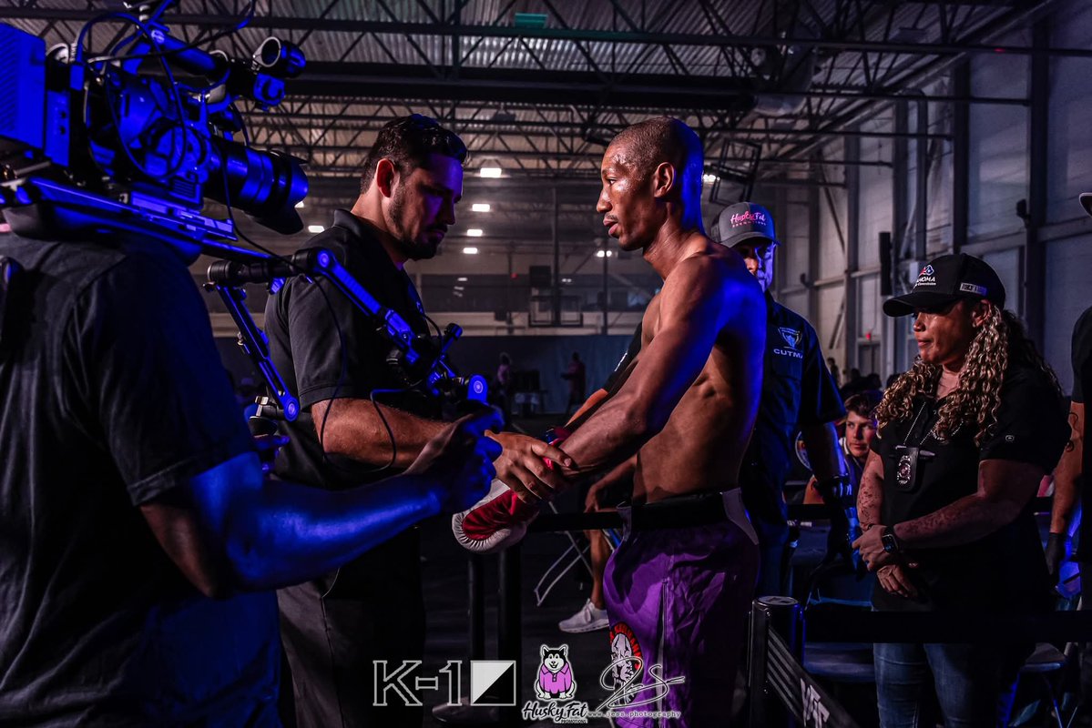 BCuttinoTSMA's tweet photo. Your dreams deserve your discipline. #MondayMotivation #MondayThoughts #MondayVibes #MondayMood #MondayMorning #MotivationMonday #Motivation #Inspiration #BlackExcellence #LifeLessons #Kickboxing #BOSSMODE #BOMBSANDDRAMA #TuneUpCrew
๐ธ: @huskyfatfights https://t.co/xnpUDAUJfe