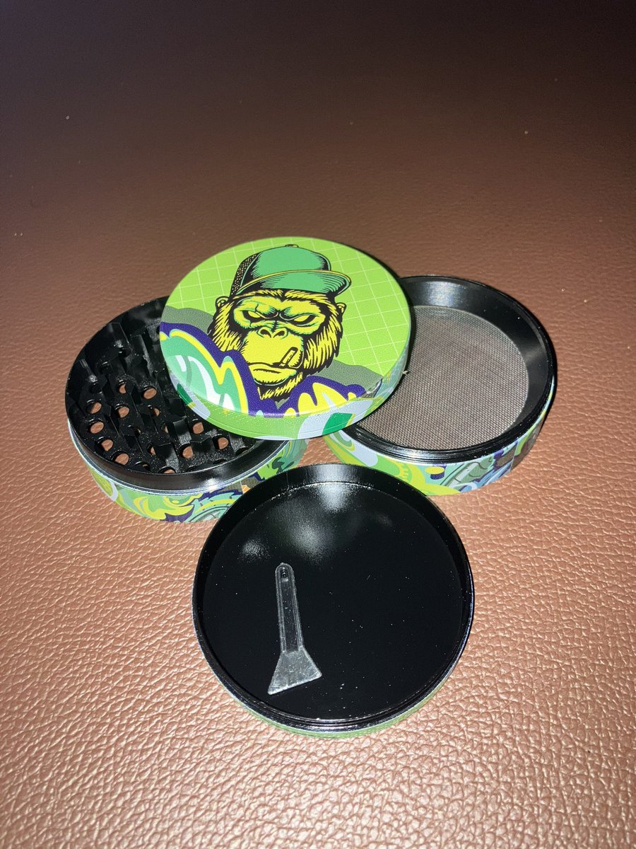 mhalokhid's tweet photo. 63mm 3 layers weed/tobbaco grinders
150ghc
Contact 0546411668
Nationwide delivery https://t.co/F7ZfTqHogG