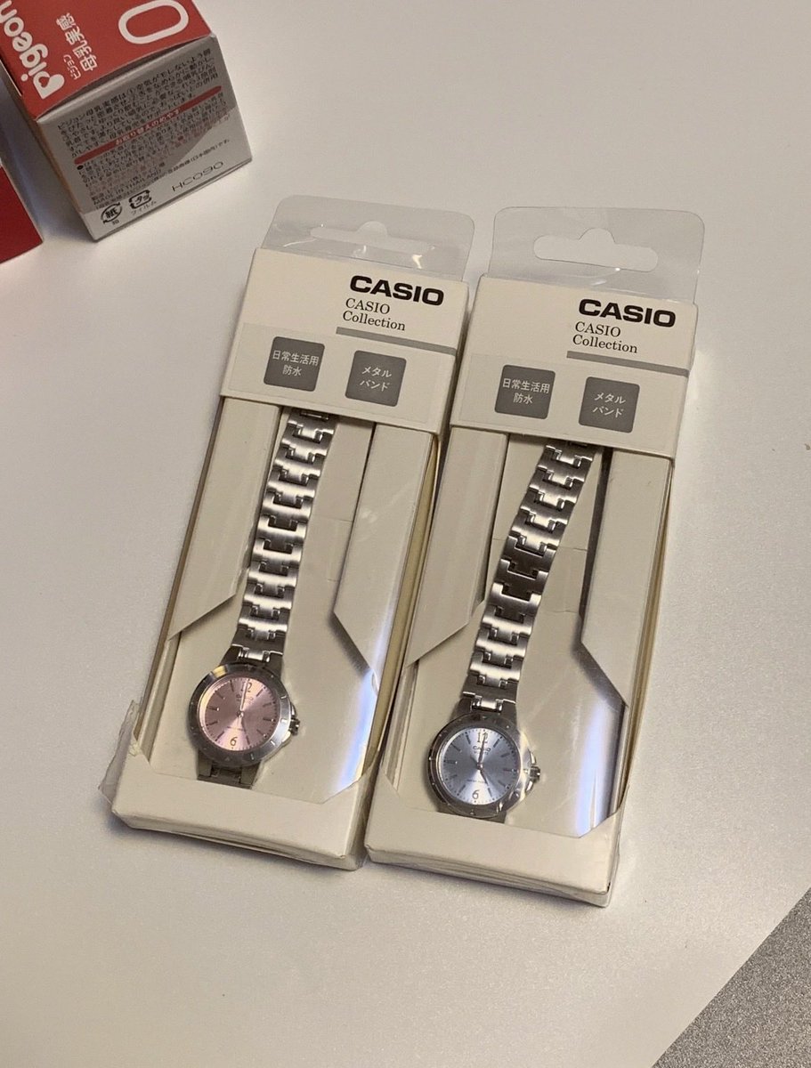ichfuyu's tweet photo. yaampun.. jam casio manis banget di tangan minimalist https://t.co/ubDZo0pIFx