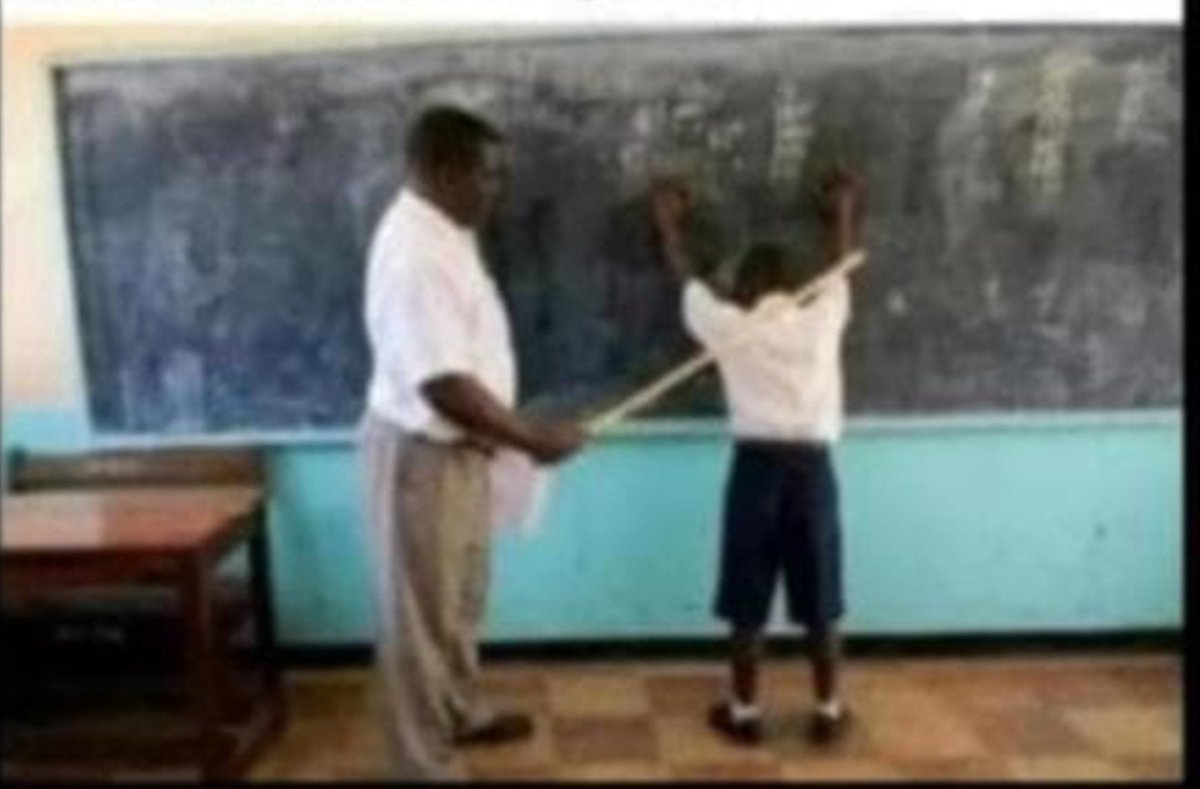 newto_code_14's tweet photo. "baba yako ni rafiki yangu from childhood" https://t.co/SF3376LYly