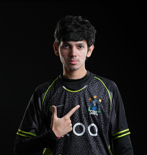 S_Goatesh_16's tweet photo. Kaha Ye Admi DRX 1v4 aur NSR 1v3 Mara karta tha

Kaha abhi Juicy aur Sensie jesse Jhatu se 1v1 haar raha

Unreal Downfall📉 https://t.co/f1xY3oQW6c